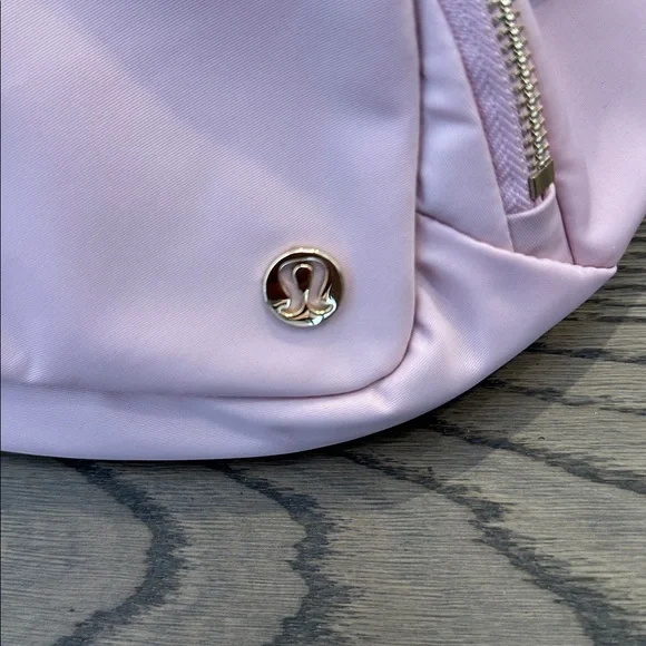 Lululemon everywhere belt flush pink Fanny pack RARE - Picture 2 of 8